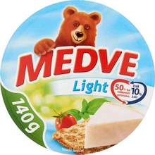 MEDVE FITT KENHETŐ, FÉLZSÍROS ÖMLESZTETT SAJT 8 X 17,5 G (140 G)
